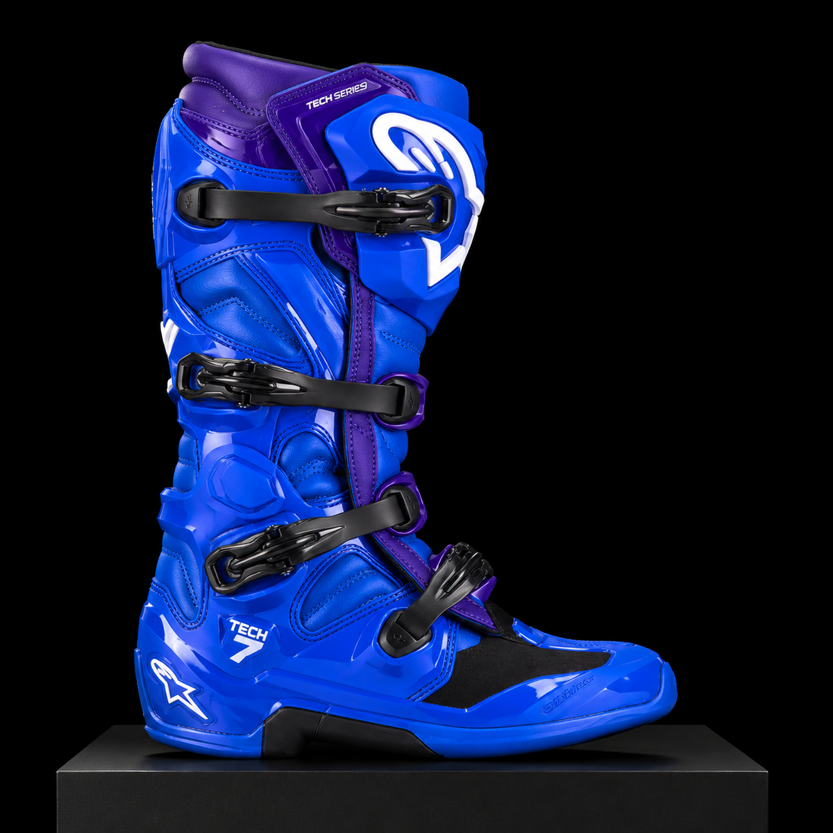 TECH 7 BOOTS